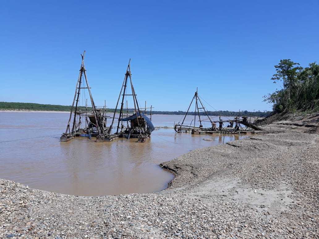 Mineros ilegales operan a veinte minutos de Puerto Maldonado