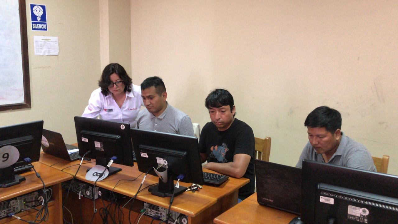Capacitan a productores de cacao y castaña en Inteligencia Comercial para el Agro