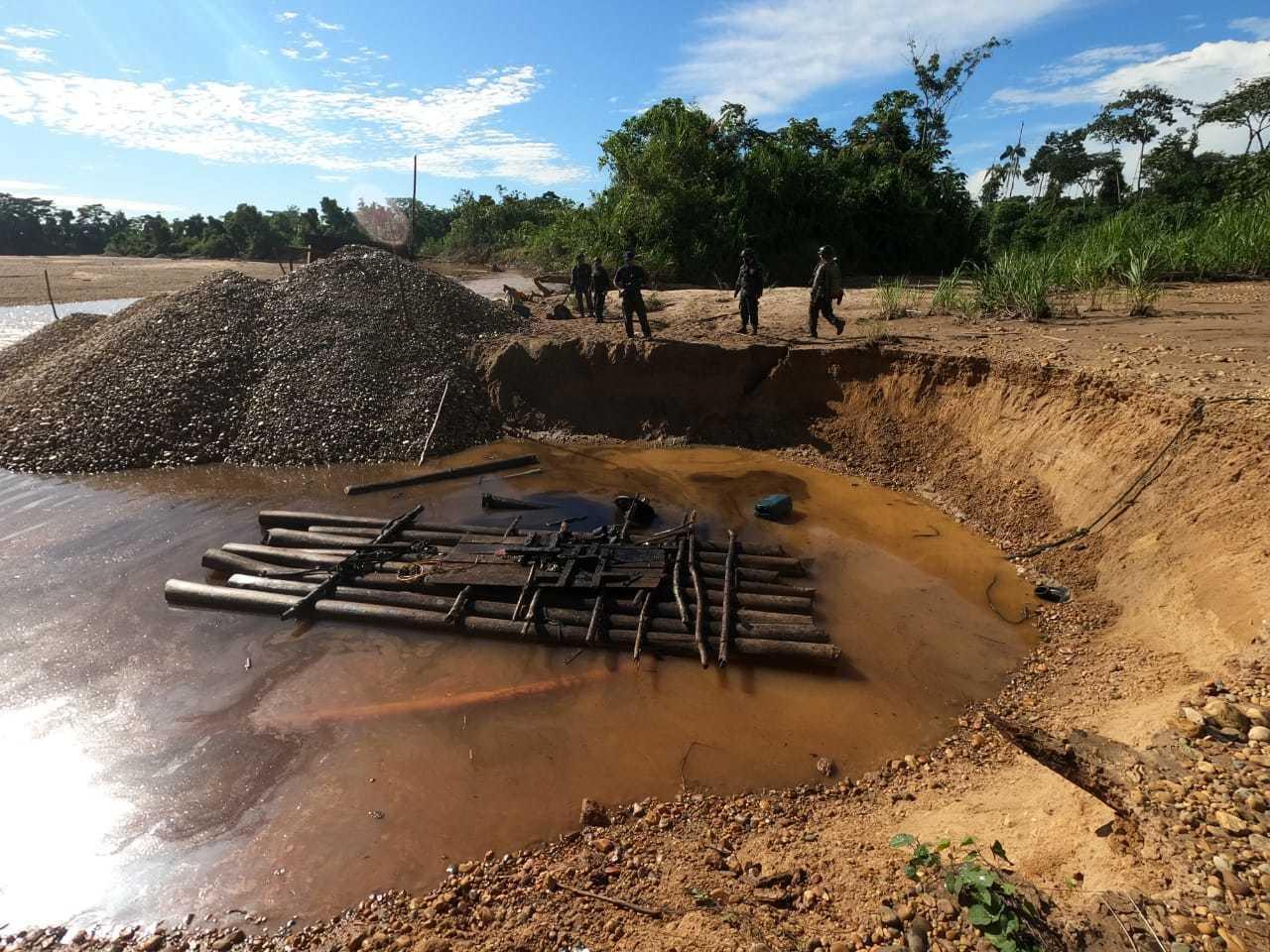 Fiscalía Especializada en Materia Ambiental también llegó hasta el sector Santa Rita Alta, en el distrito de Inambari.